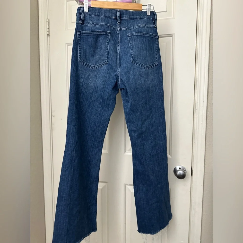 Frame Le Easy Flare Raw Hem Jeans - Picture 3 of 7